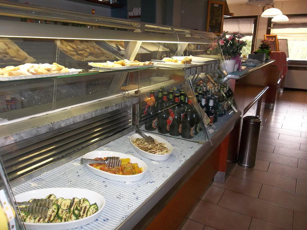 Albergo Ristorante Gori Ameglia Ngoại thất bức ảnh
